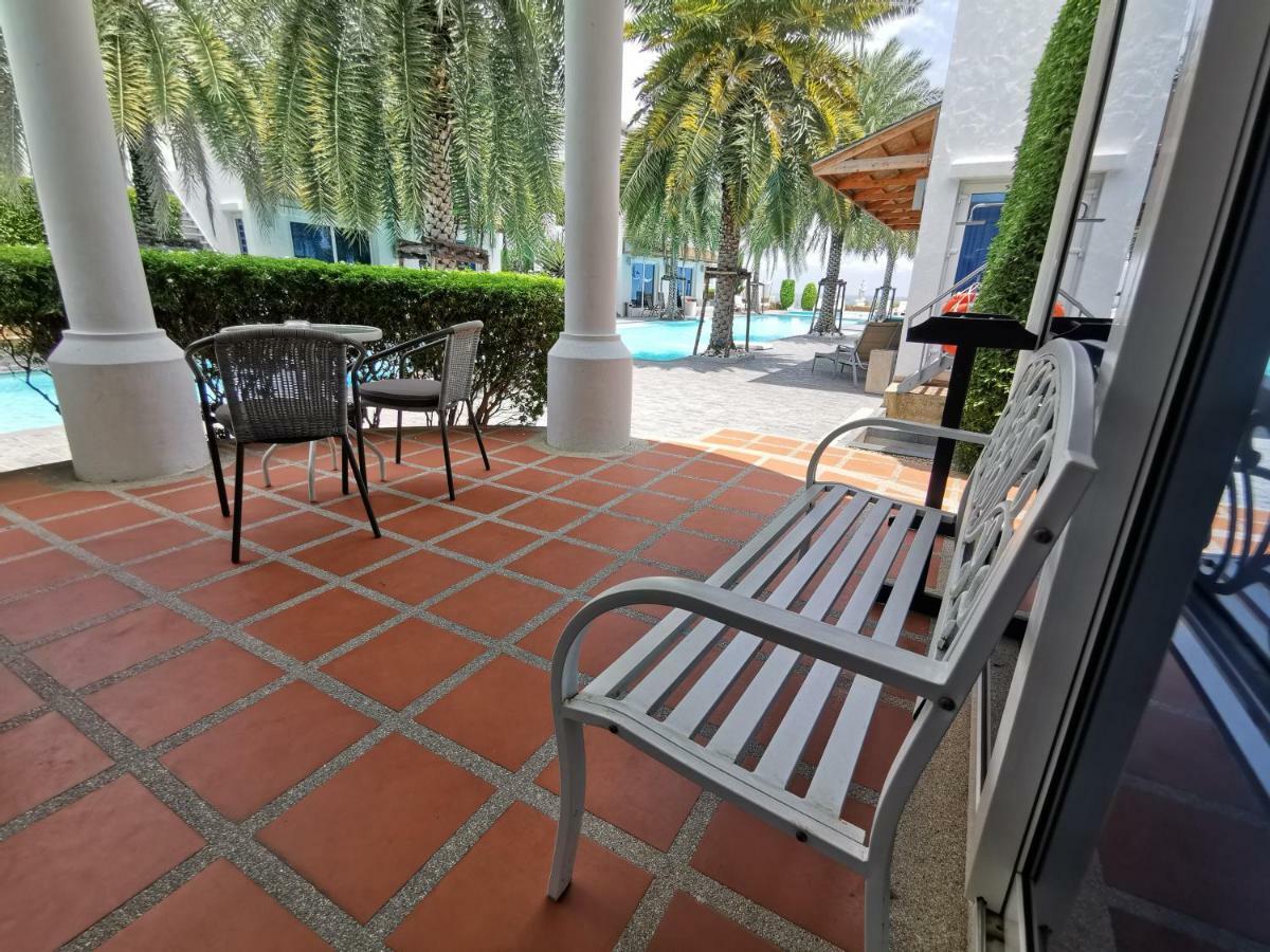 The Verona Villa Hua Hin Dış mekan fotoğraf